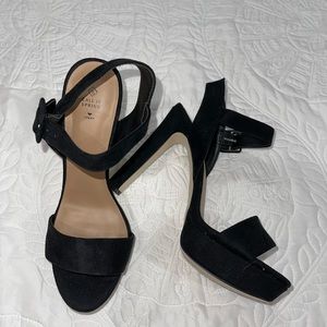 CALL IT SPRING BLACK HEELS SIZE 8